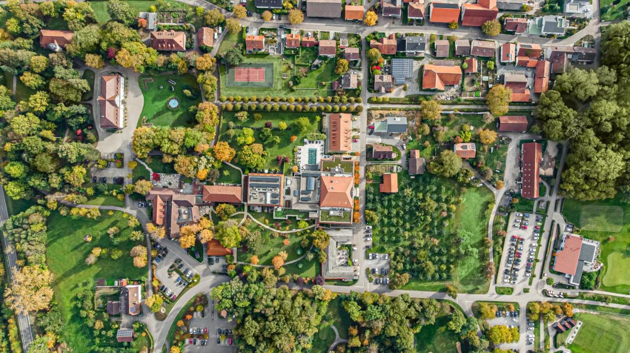 Wald & Schlosshotel Friedrichsruhe Friedrichsruhe  Zewnętrze zdjęcie